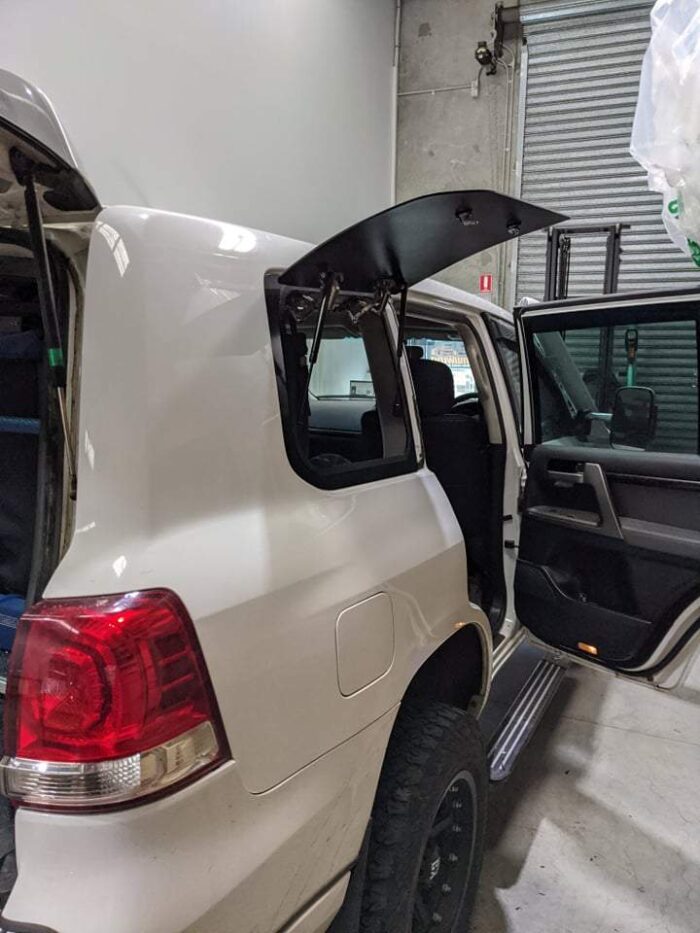 Land Cruiser 200 Emuwing