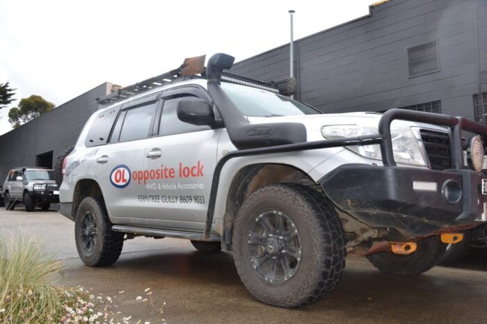 Land Cruiser 200 Emuwing