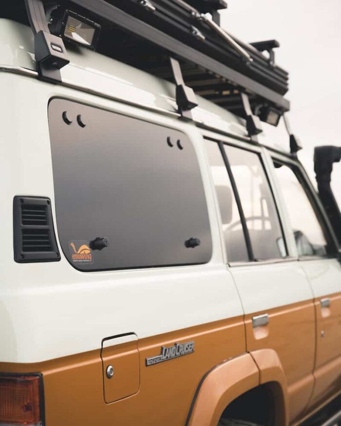 Land Cruiser 60 Series Emuwing @Feldon Shelter