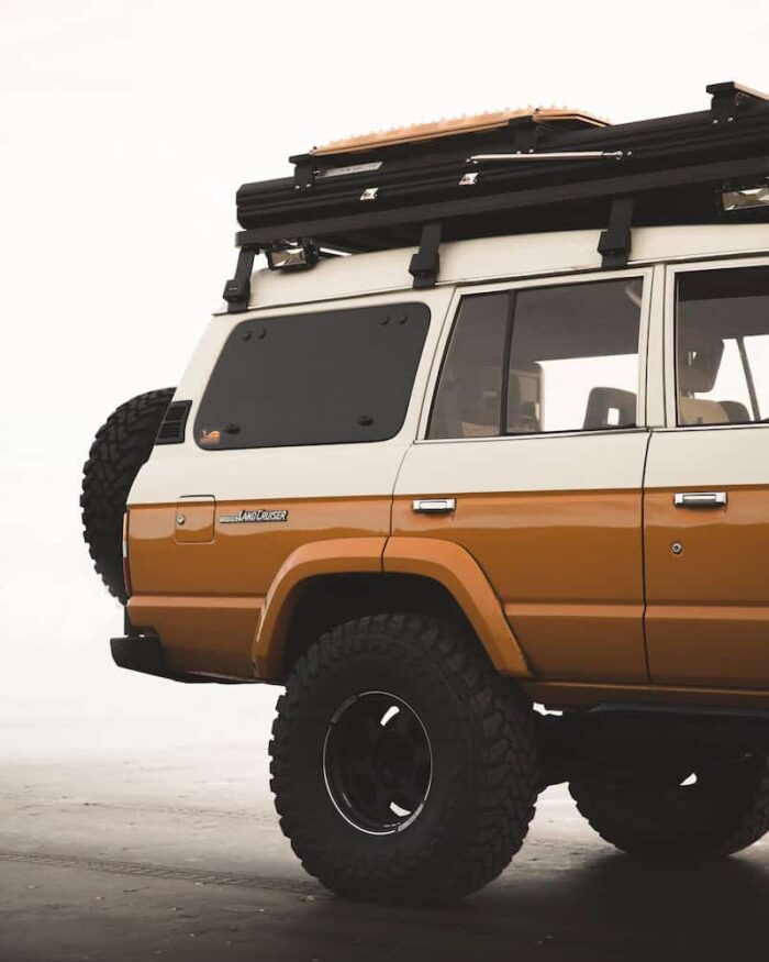 Land Cruiser 60 Series Emuwing @Feldon Shelter