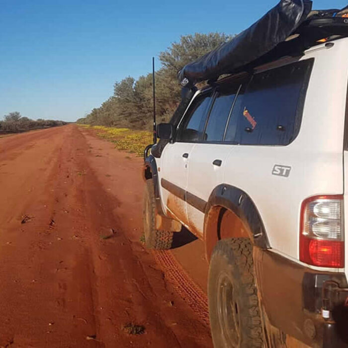 Tracks that go forever, with Emuwing keeping the dust out