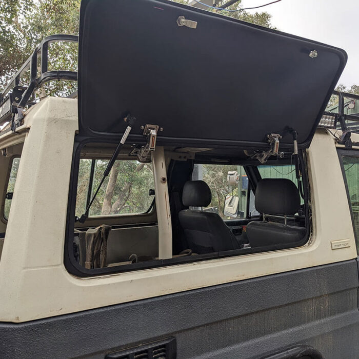Mid wheel base Land Cruiser Emuwing