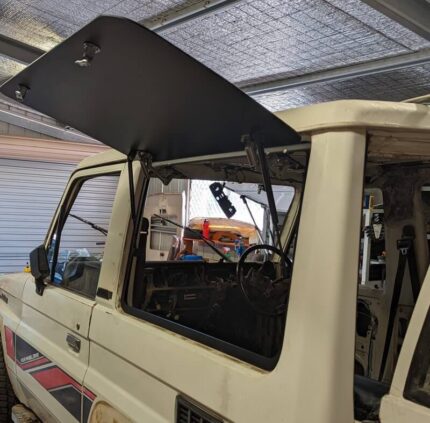 Land Cruiser 70 Series SWB Emuwing