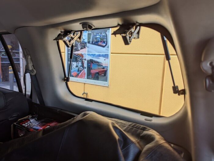 Nissan Pathfinder R51 Emuwing - an inside view